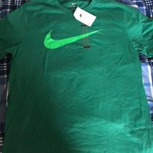 Green Nike T shirt